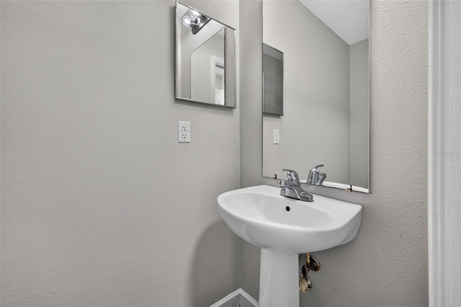 10629 SHADY PRESERVE DR — photo 18