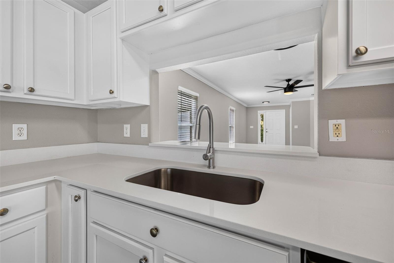 10629 SHADY PRESERVE DR — photo 15