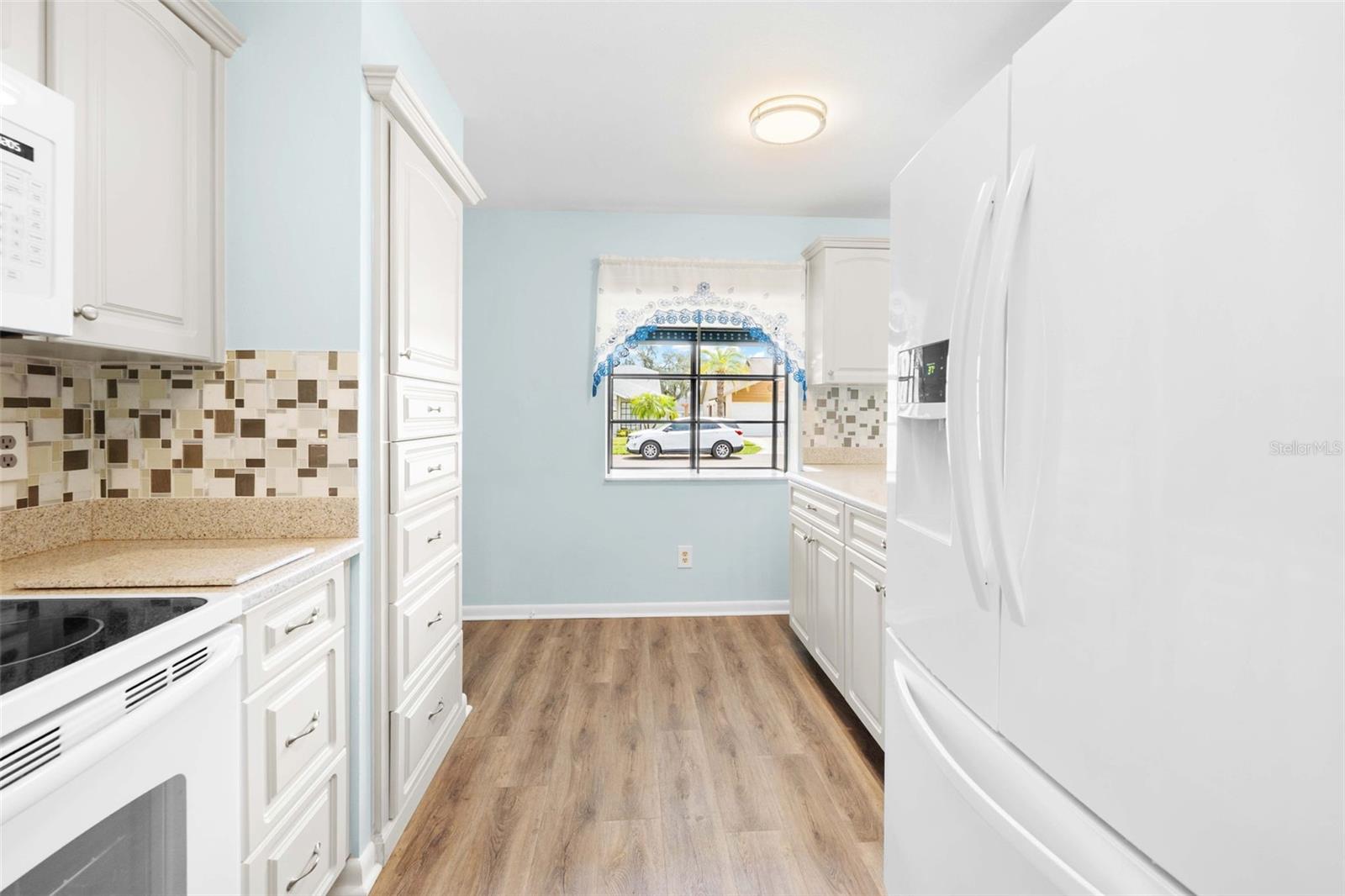 11613 PEAR TREE DR — photo 17