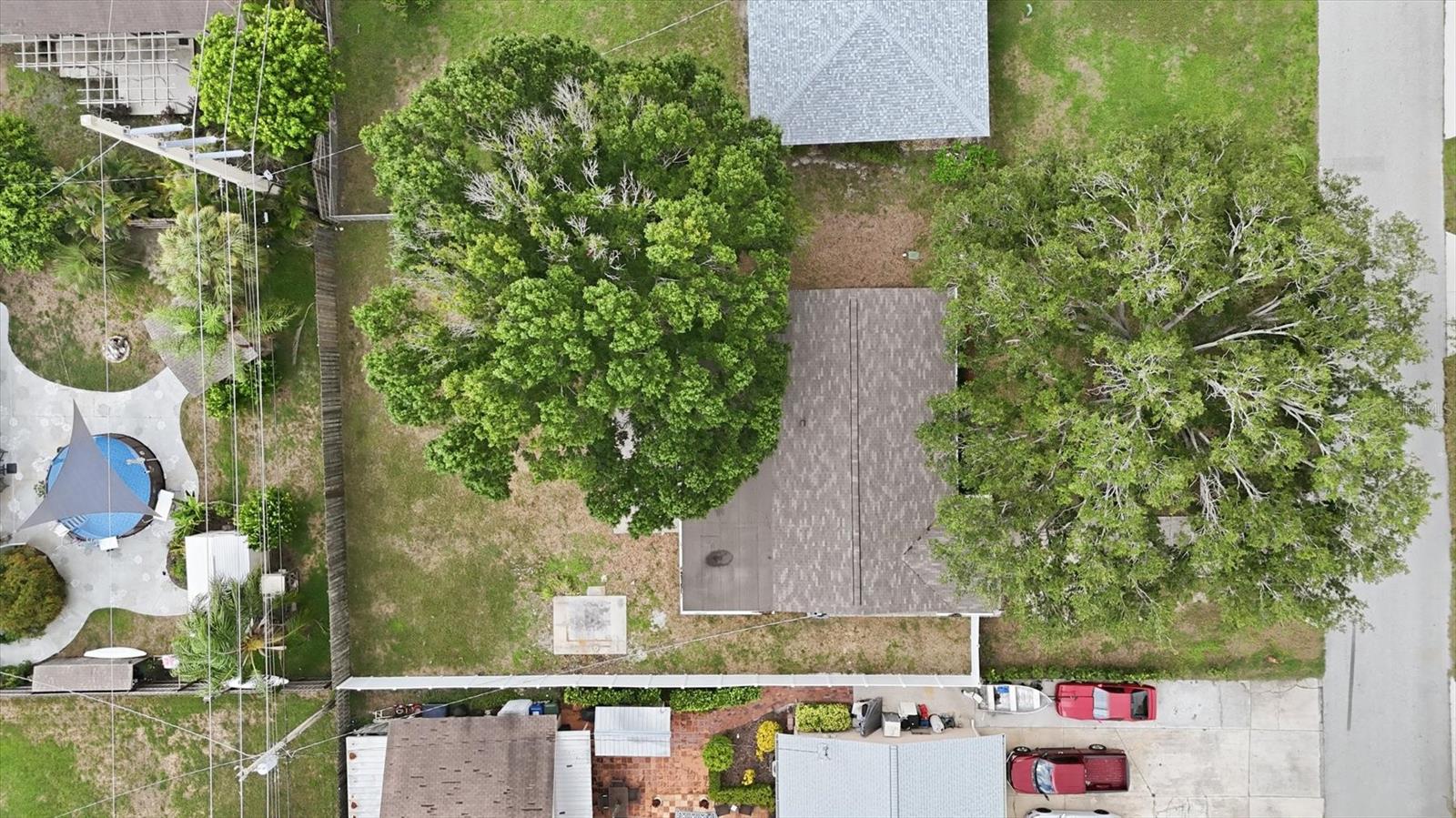 2173 FIESTA DR — photo 36