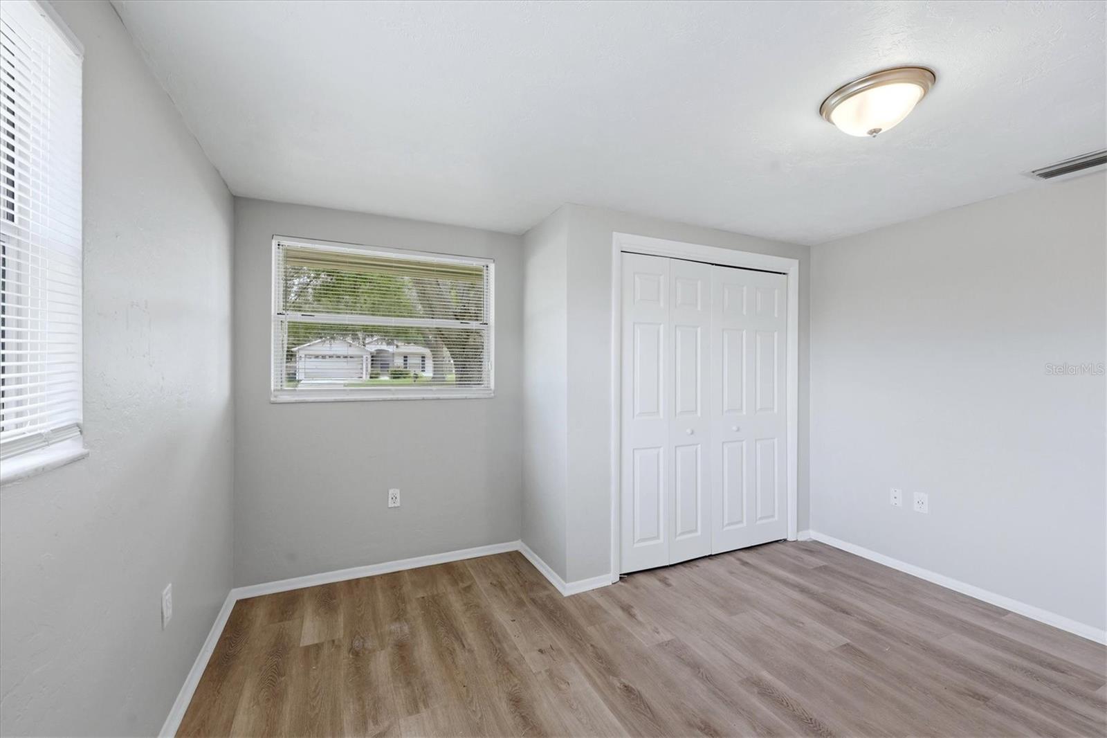 2173 FIESTA DR — photo 28