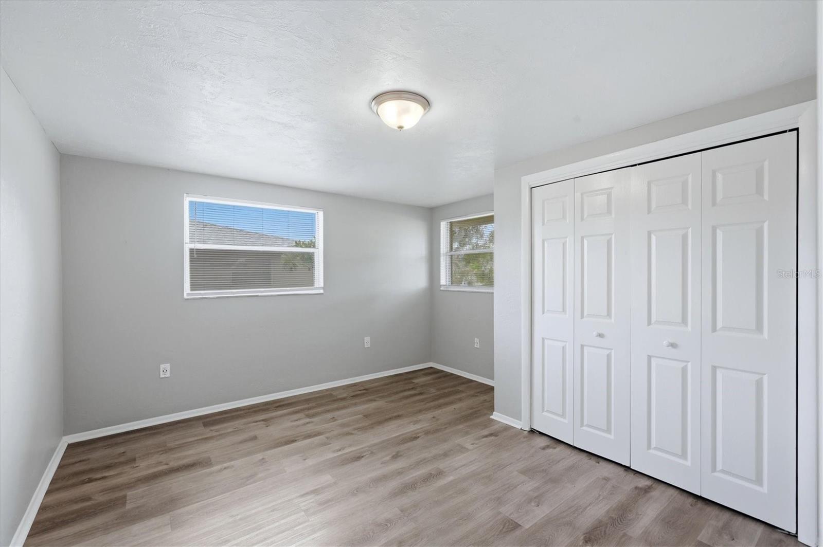 2173 FIESTA DR — photo 27