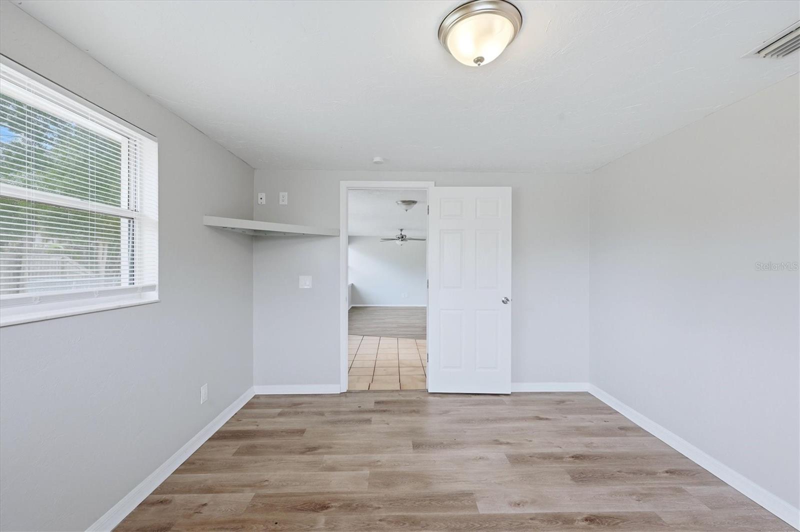 2173 FIESTA DR — photo 26
