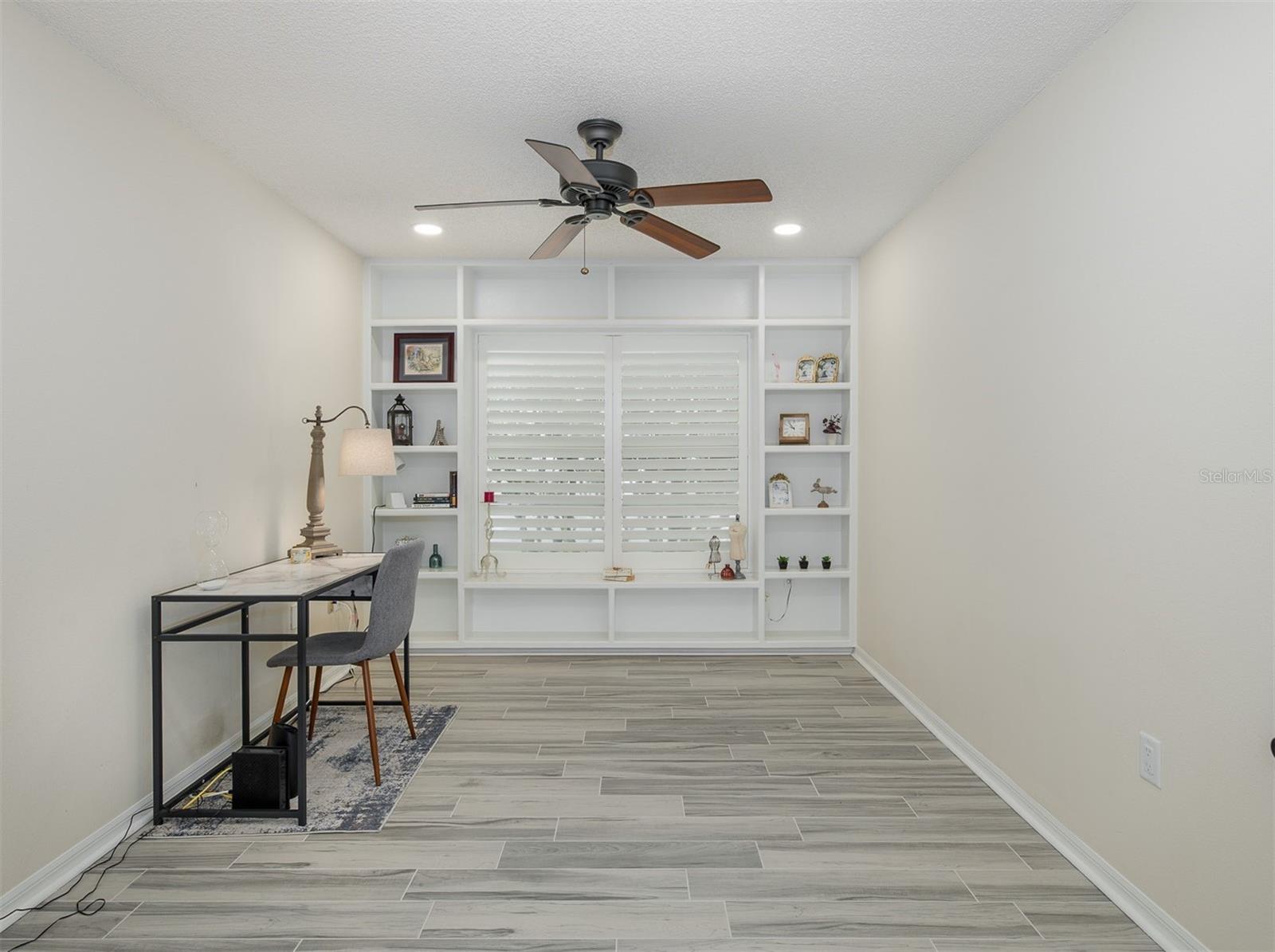 4242 NORTHAMPTON DR — photo 23