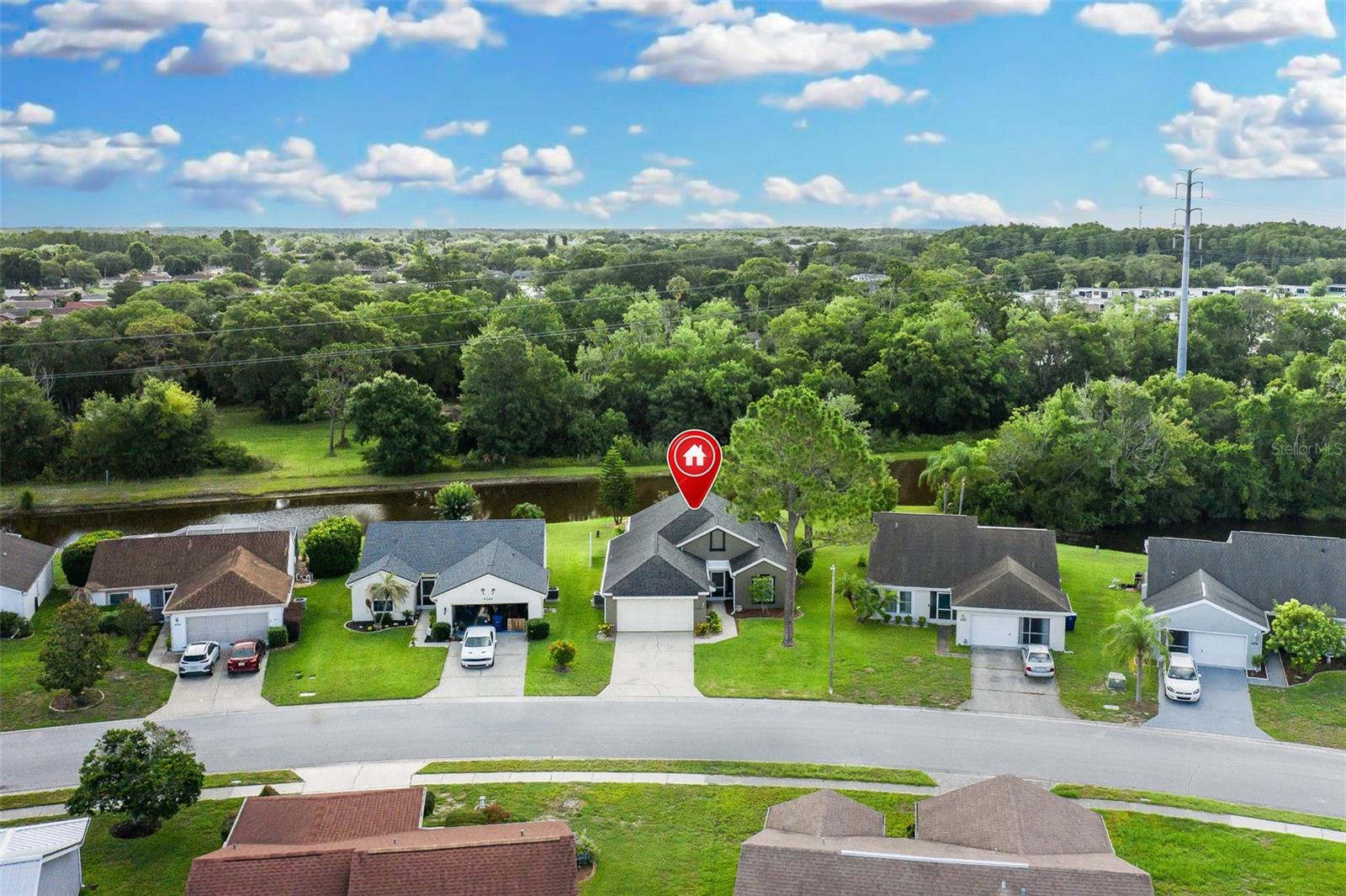 4242 NORTHAMPTON DR — photo 37