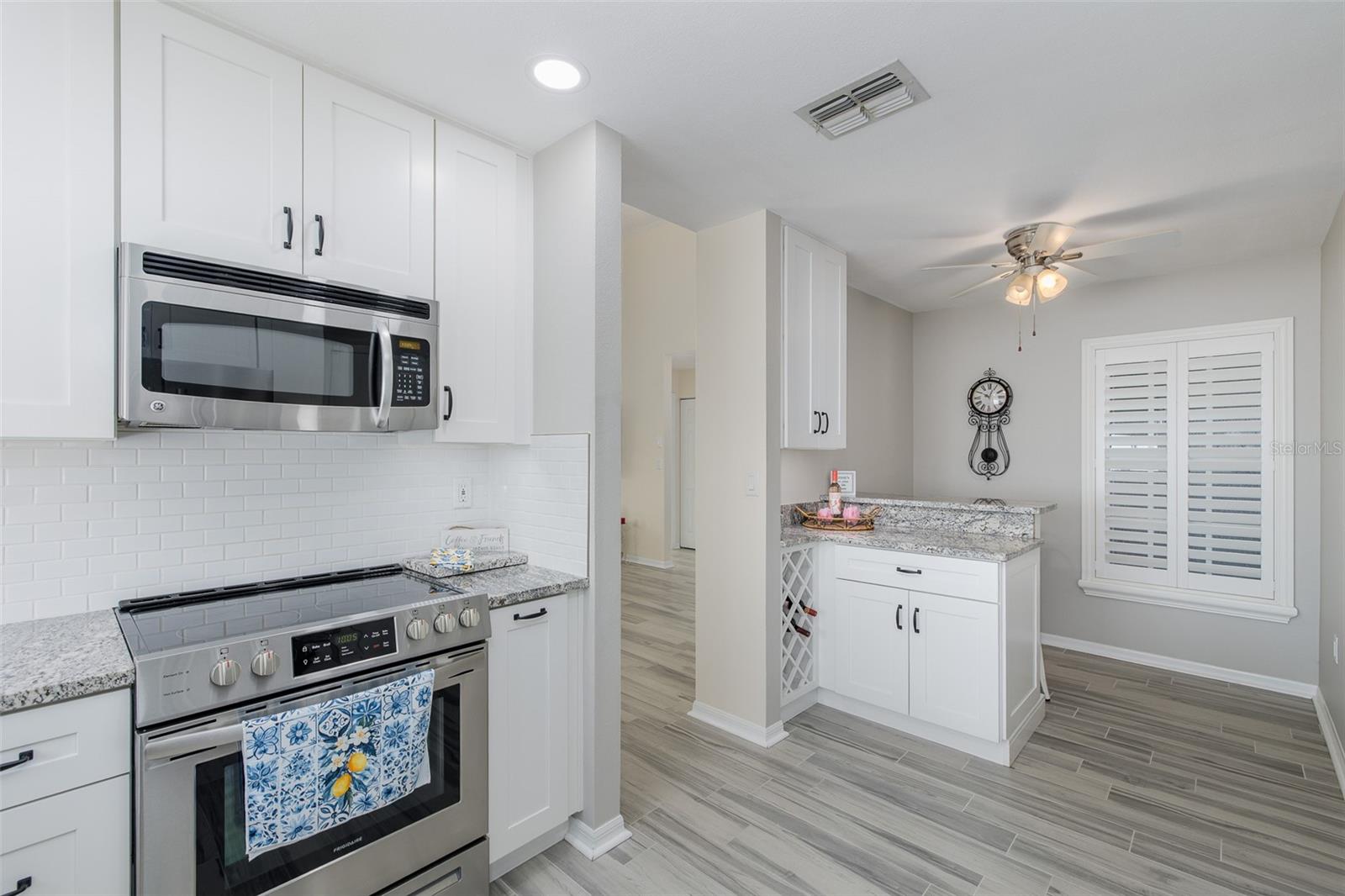 4242 NORTHAMPTON DR — photo 14