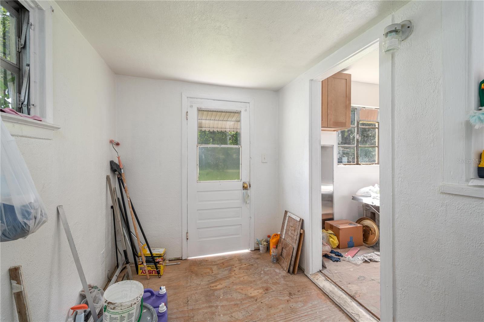 3905 N CLEARFIELD AVE — photo 18