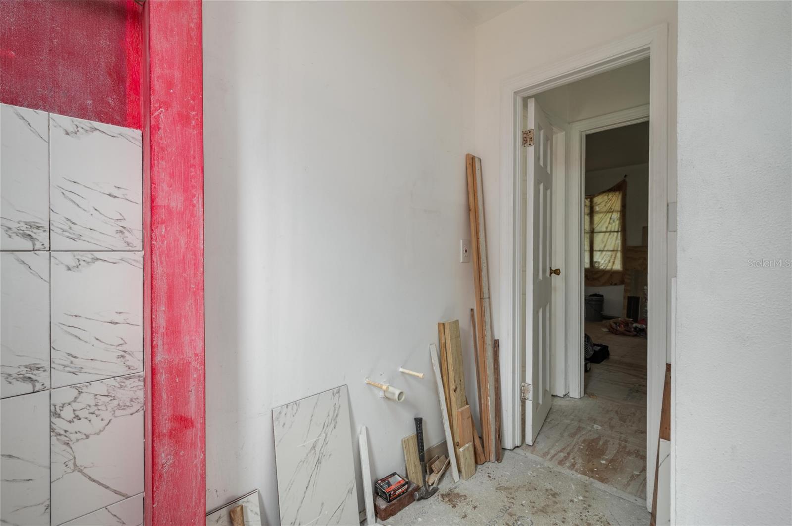 3905 N CLEARFIELD AVE — photo 23