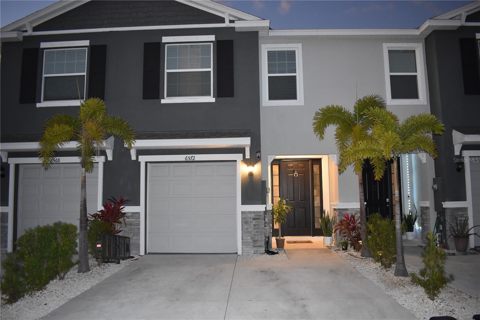6572 SERENITY FALL LN — photo 2