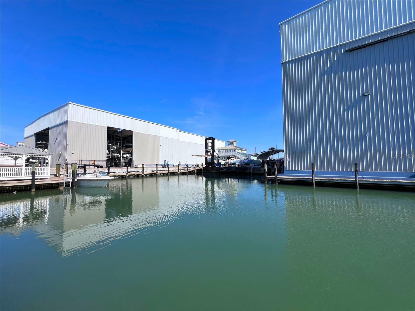 100 CIRCUIT RD #S14 — photo 9