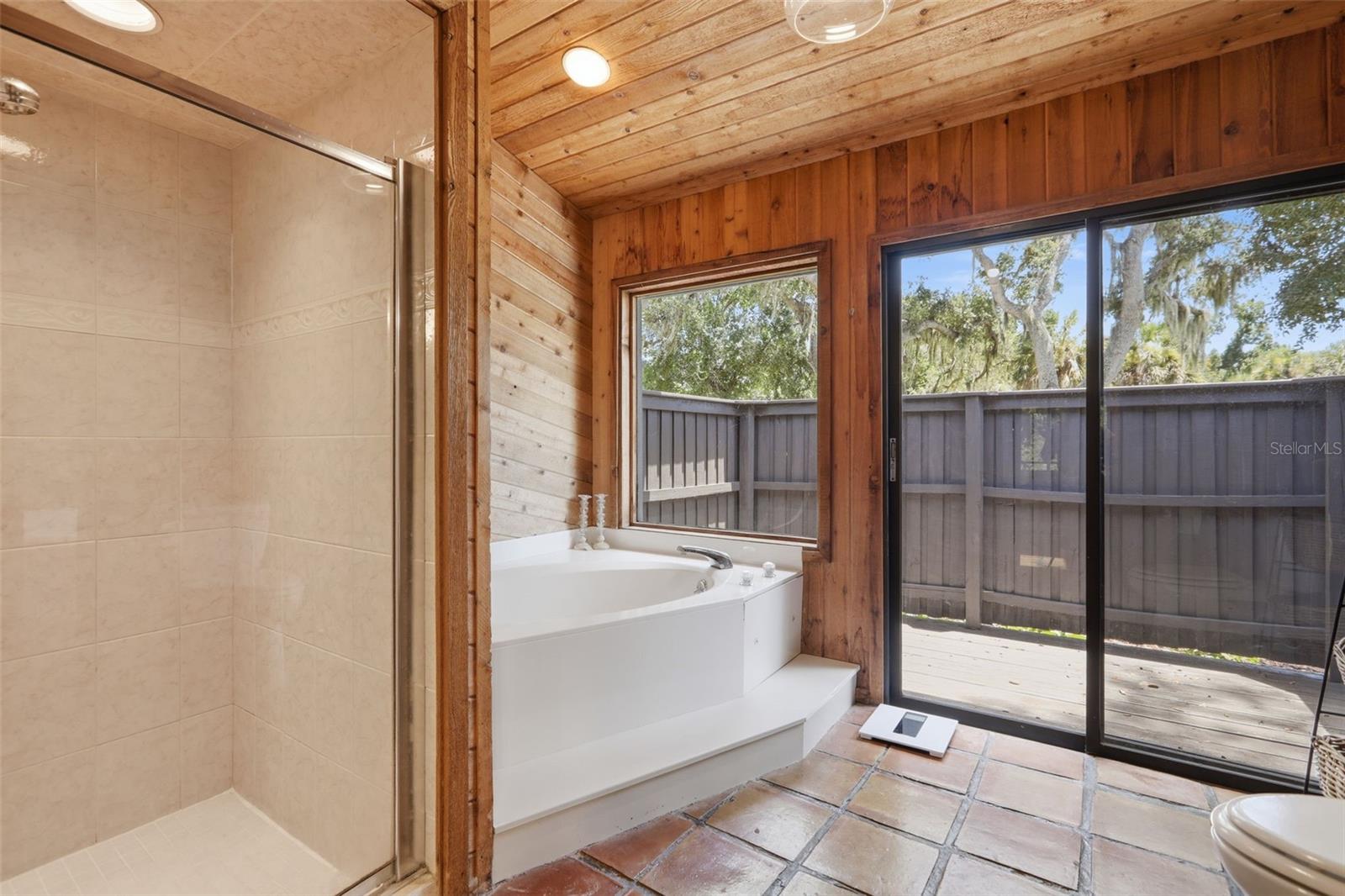 881 PINTO CIR — photo 25