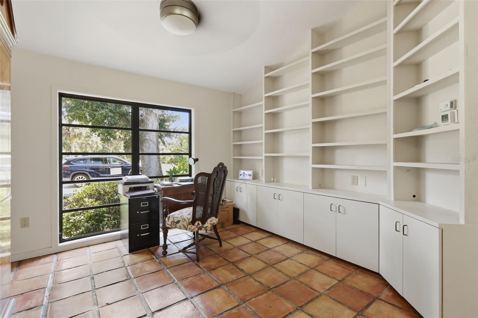 881 PINTO CIR — photo 14