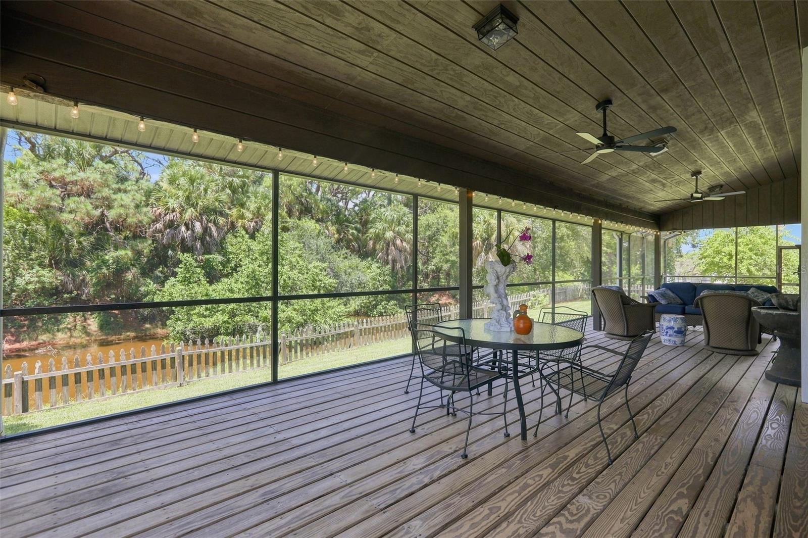 881 PINTO CIR — photo 15