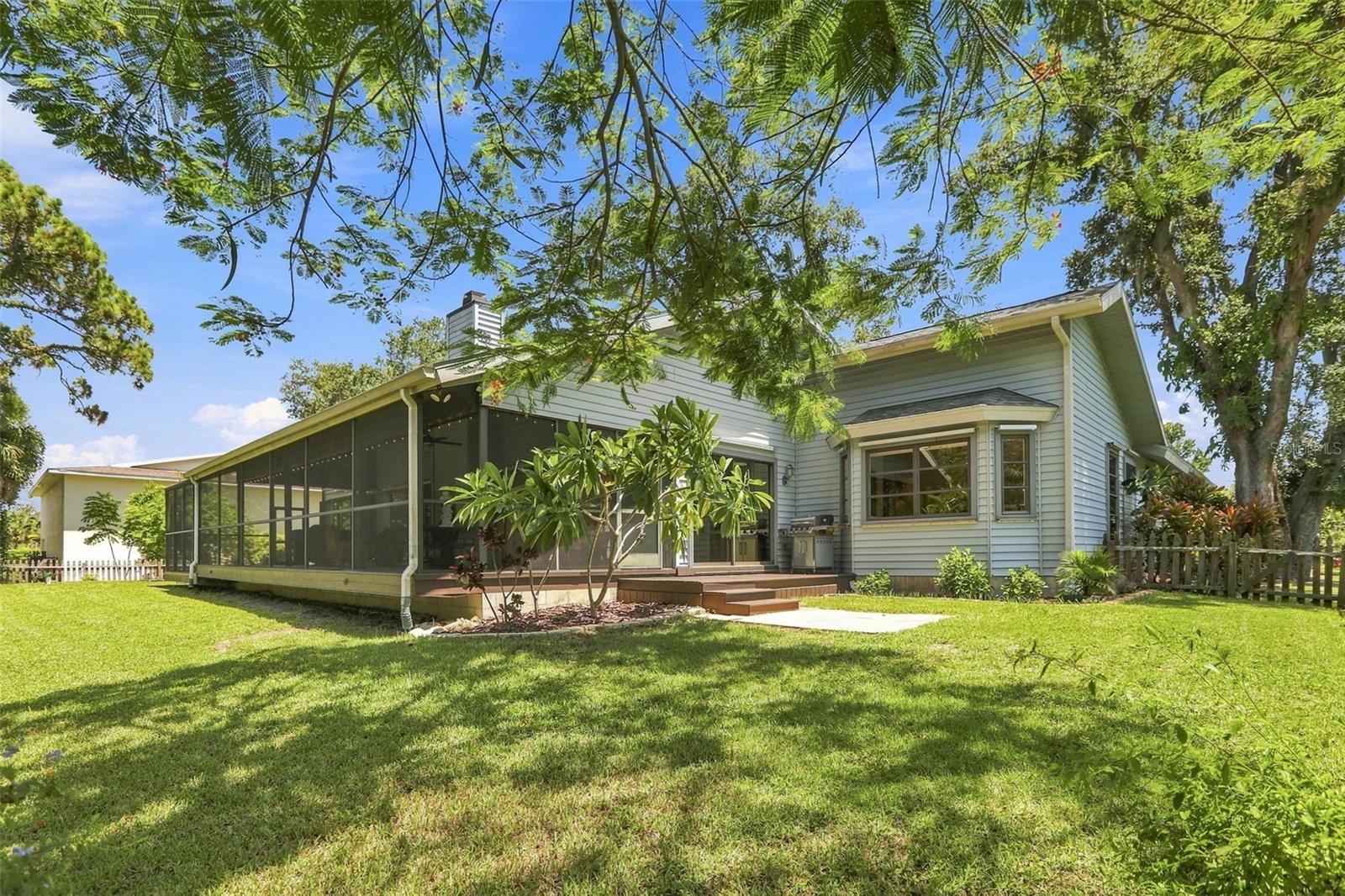 881 PINTO CIR — photo 4
