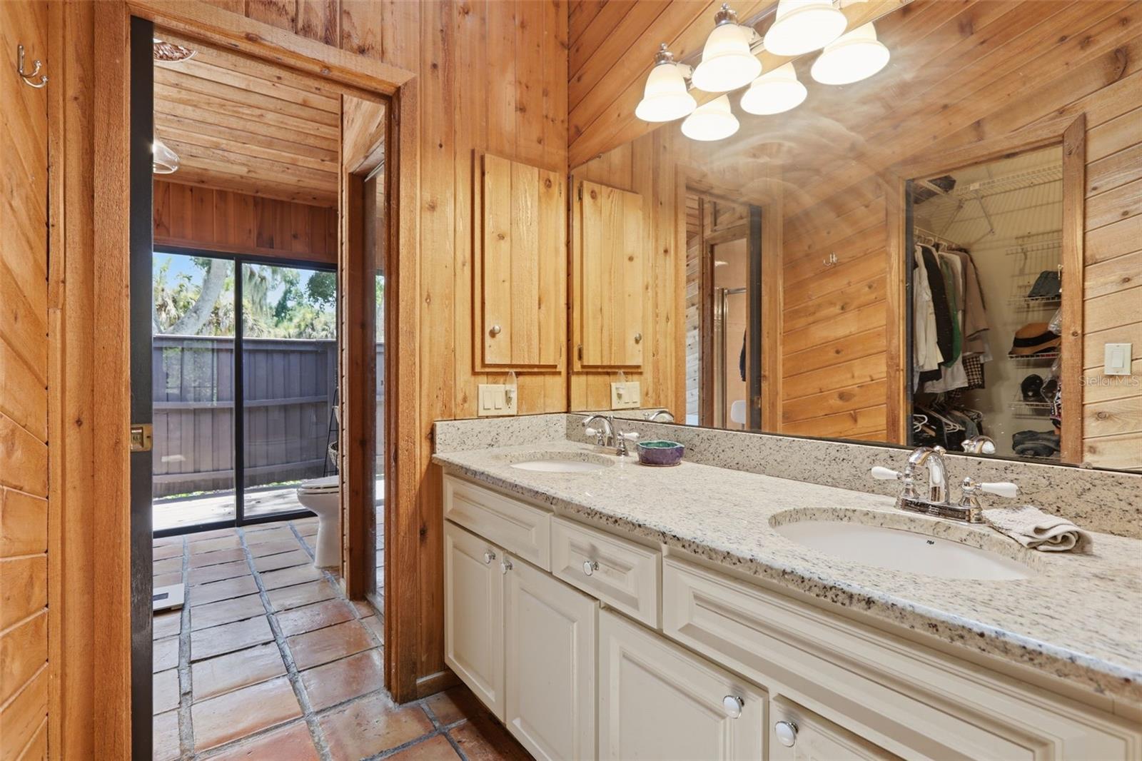 881 PINTO CIR — photo 23