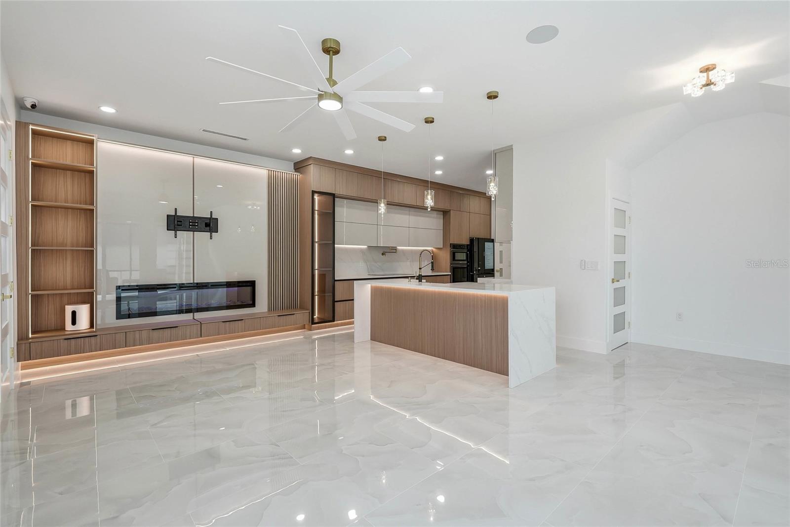 10627 HATTERAS DR SW — photo 17