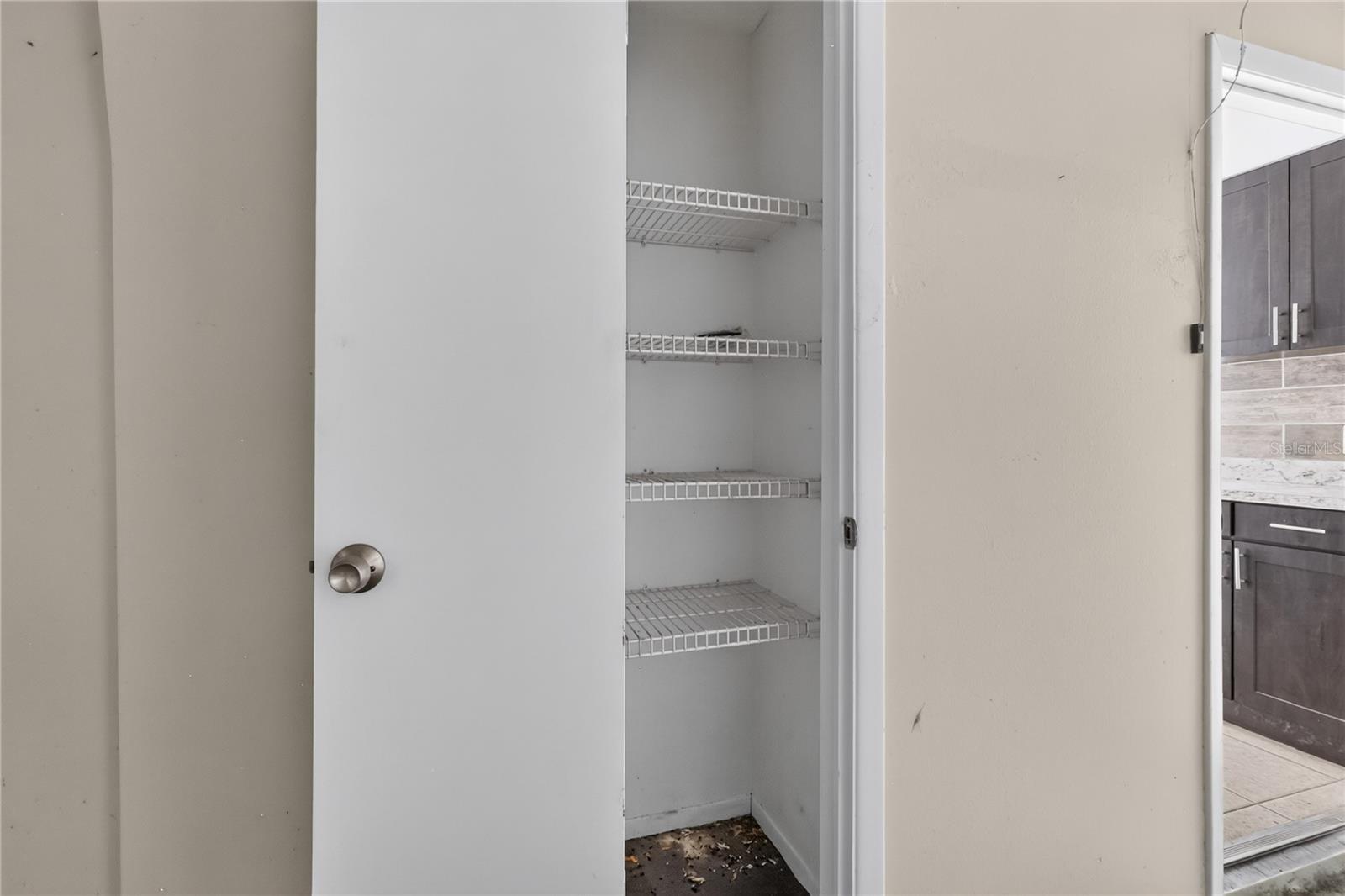 7036 ASHWOOD DR — photo 13