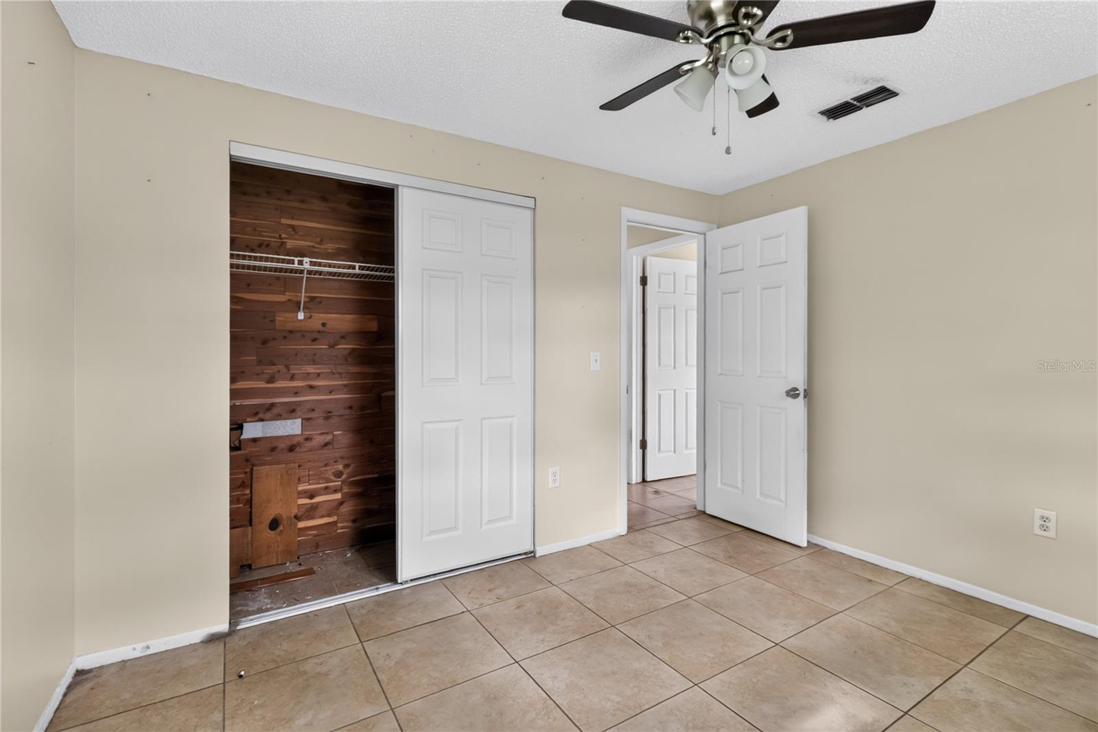 7036 ASHWOOD DR — photo 25