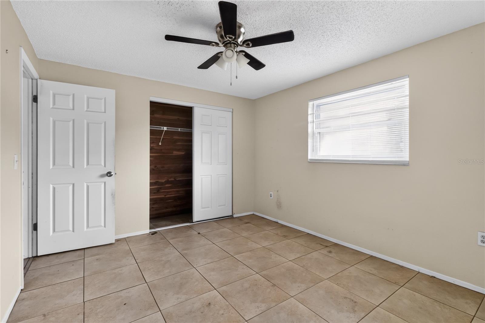7036 ASHWOOD DR — photo 3