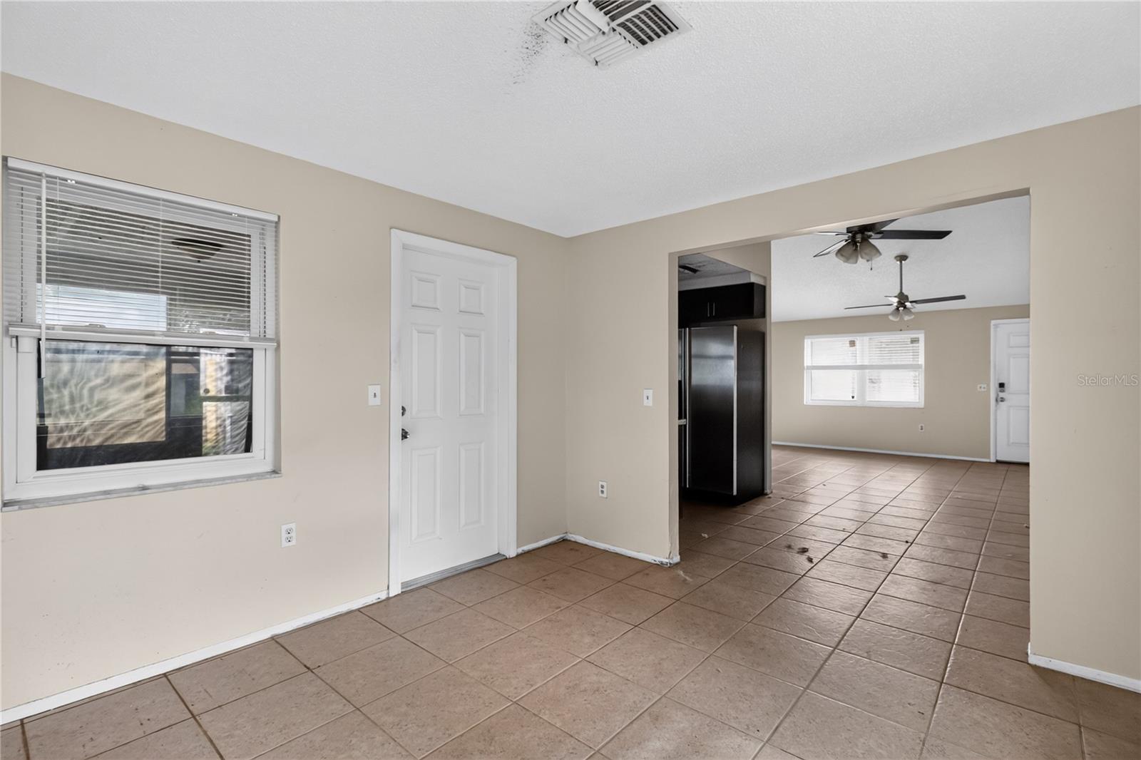 7036 ASHWOOD DR — photo 21