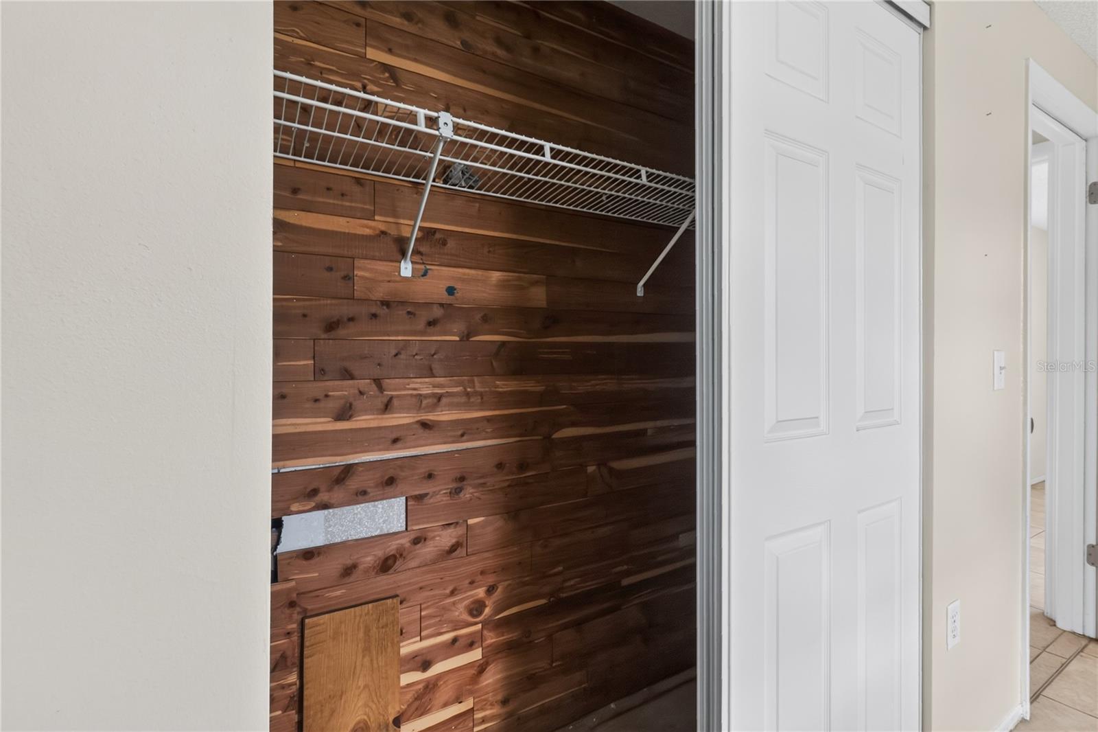 7036 ASHWOOD DR — photo 14