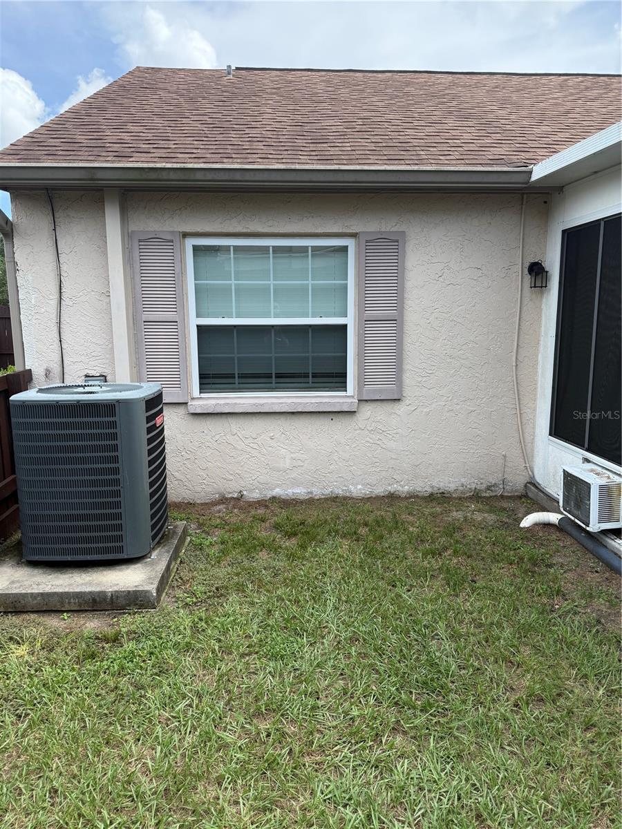 2601 HAMPTON PARK PL — photo 12
