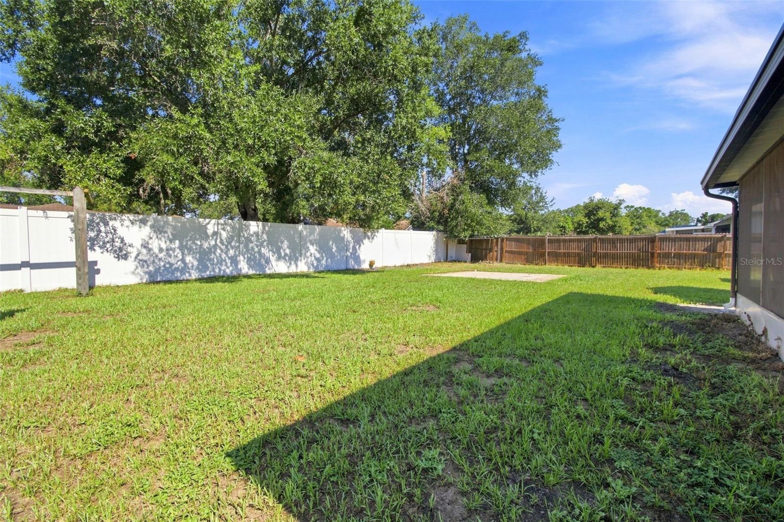 4745 CANTERBURY DR — photo 50