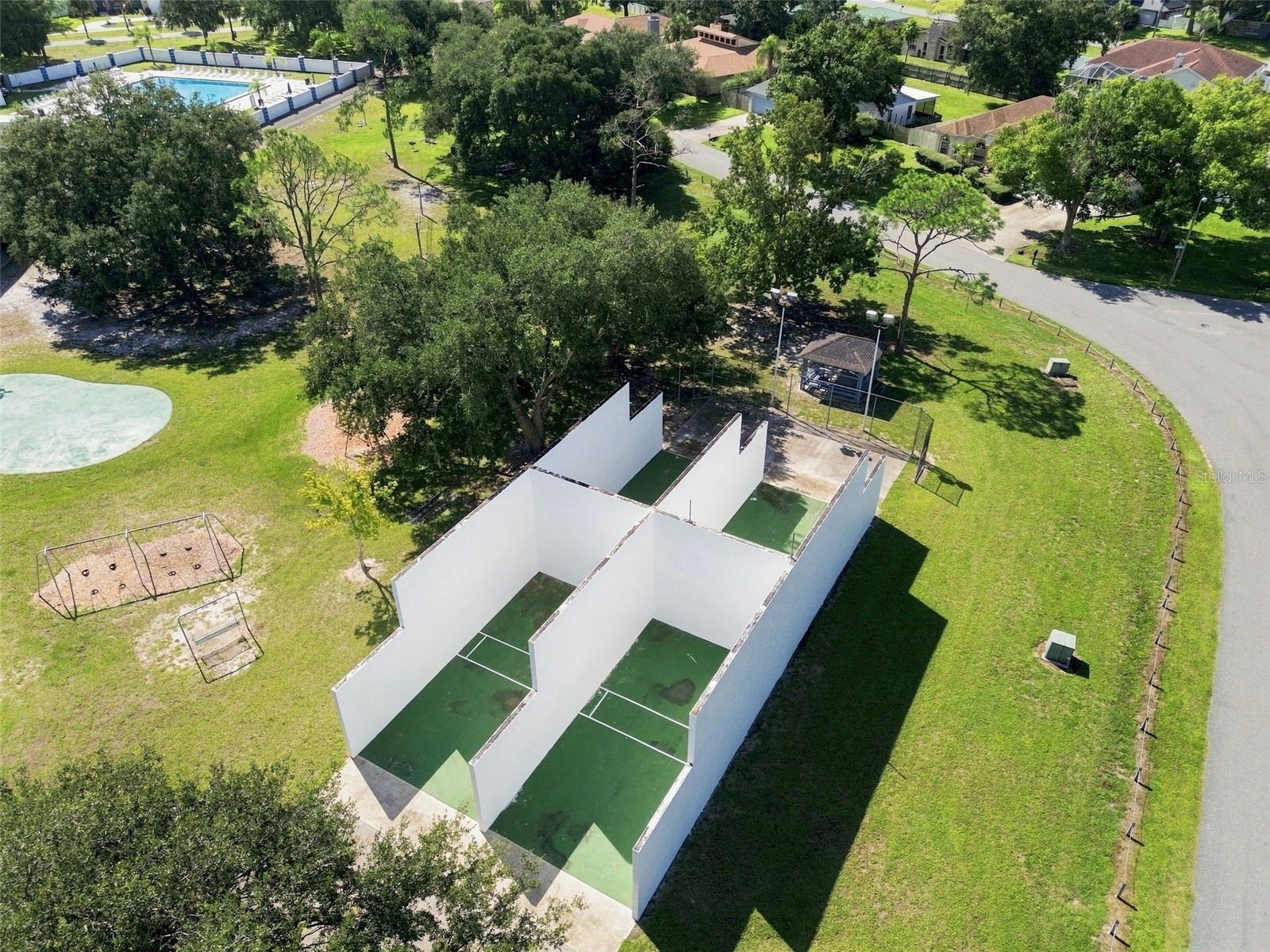 4745 CANTERBURY DR — photo 60