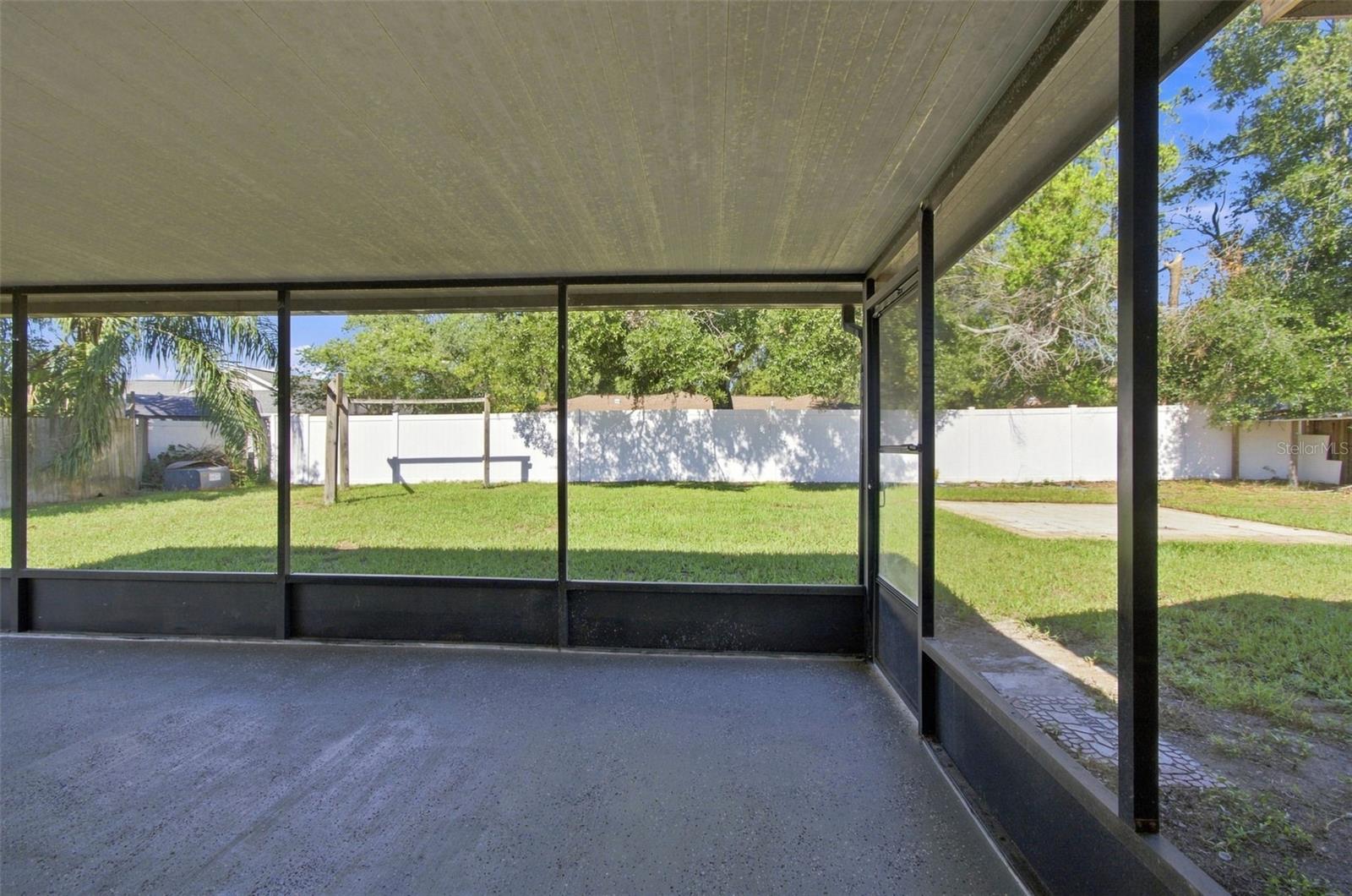4745 CANTERBURY DR — photo 46