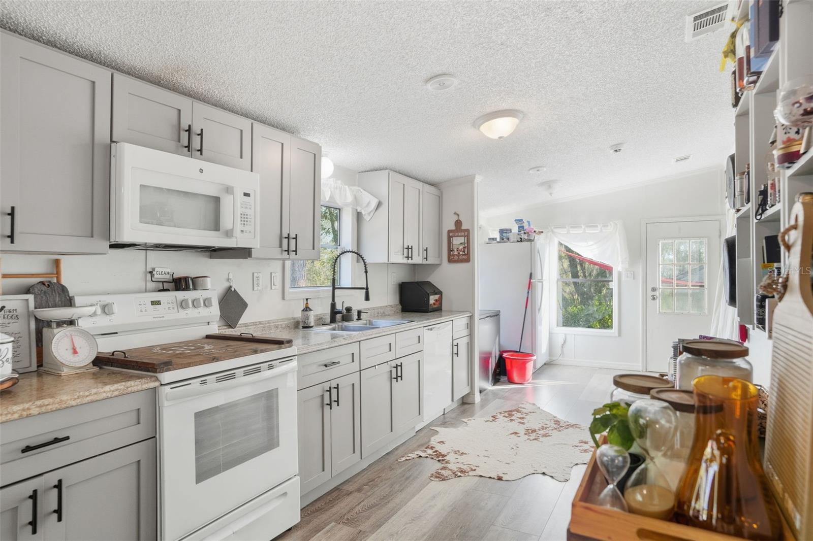 17539 EDWIN TER — photo 14