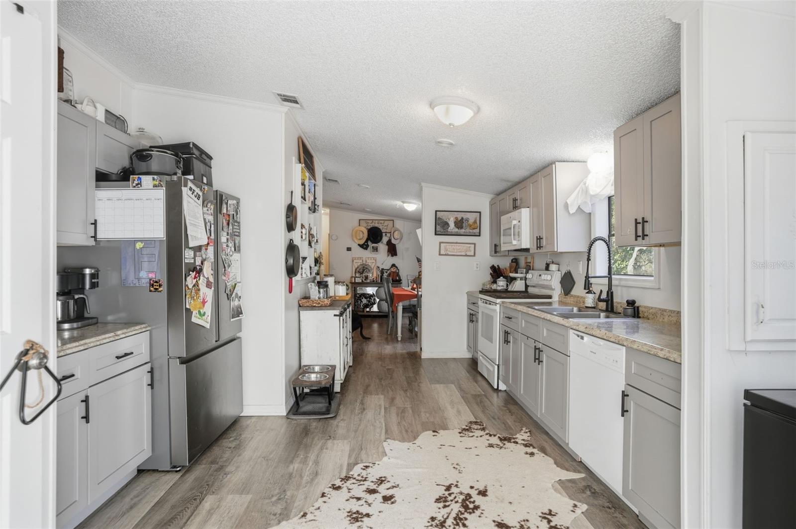 17539 EDWIN TER — photo 17