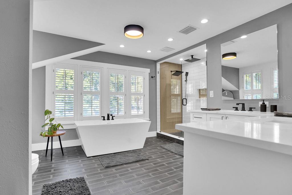 605 S ORLEANS AVE — photo 53