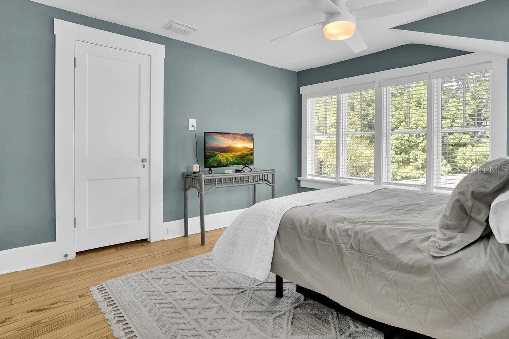 605 S ORLEANS AVE — photo 69