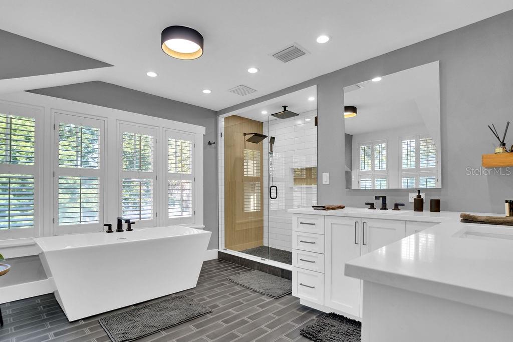 605 S ORLEANS AVE — photo 55