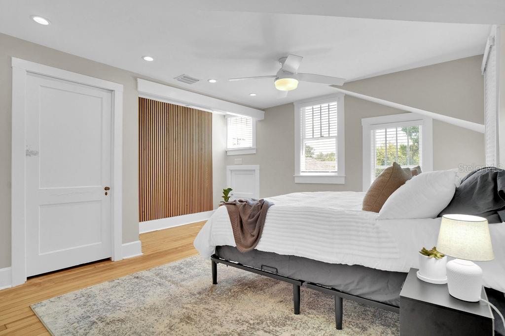 605 S ORLEANS AVE — photo 50
