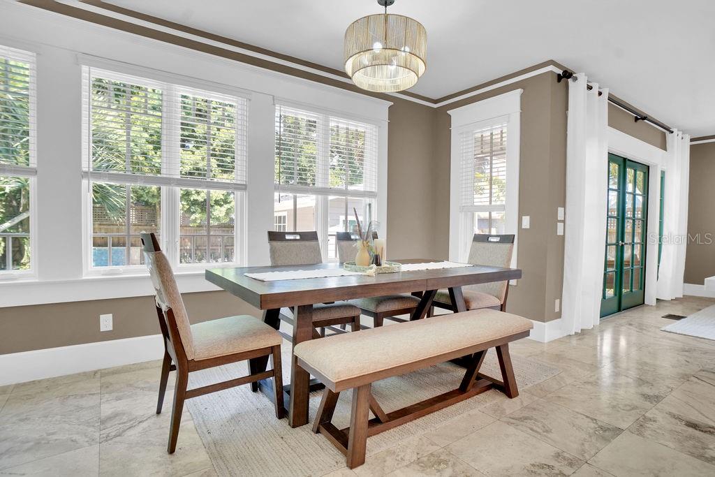 605 S ORLEANS AVE — photo 32