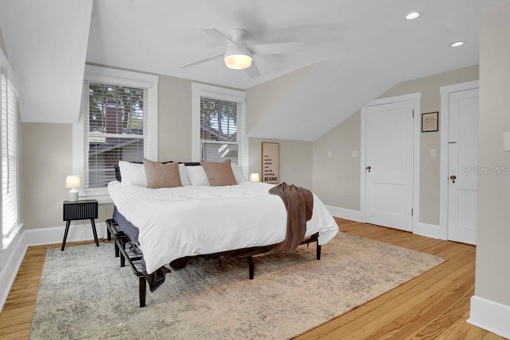 605 S ORLEANS AVE — photo 48