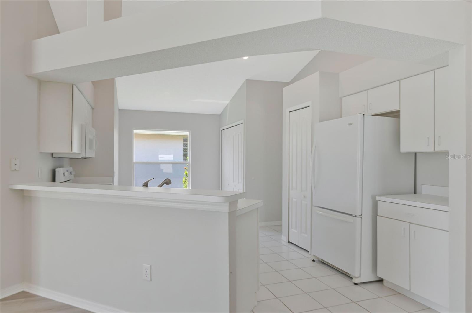 8512 HEYWARD RD — photo 30