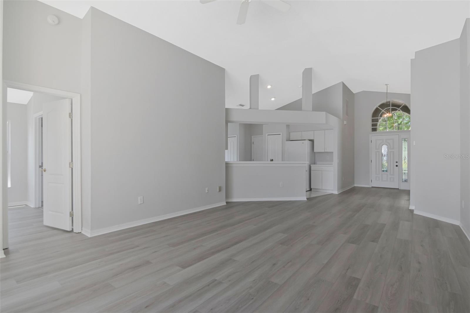 8512 HEYWARD RD — photo 42