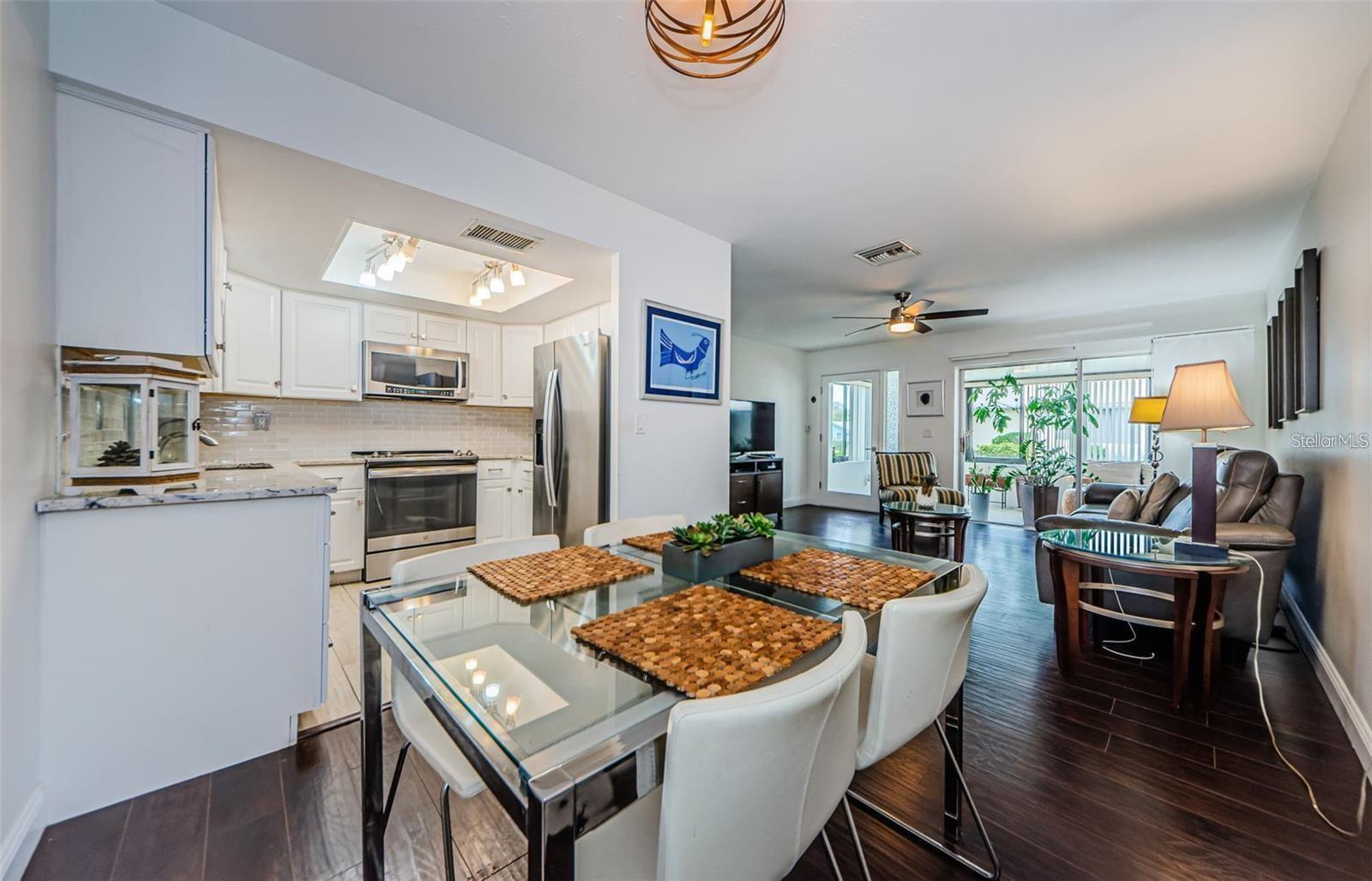 2739 SHERBROOKE LN #B — photo 12