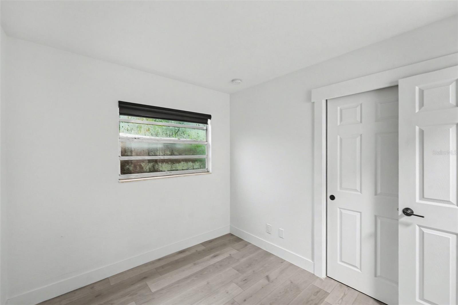 131 EMERALD LN — photo 22