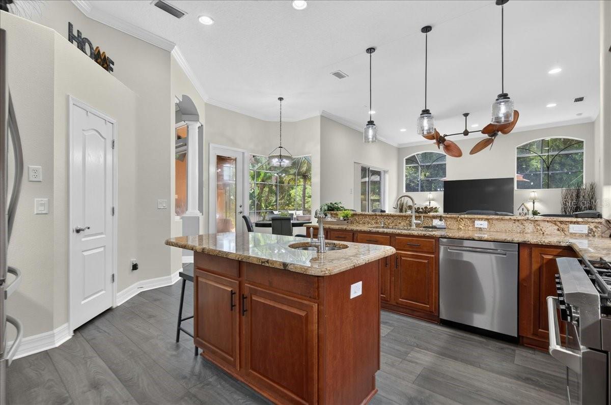 16410 IVY LAKE DR — photo 20