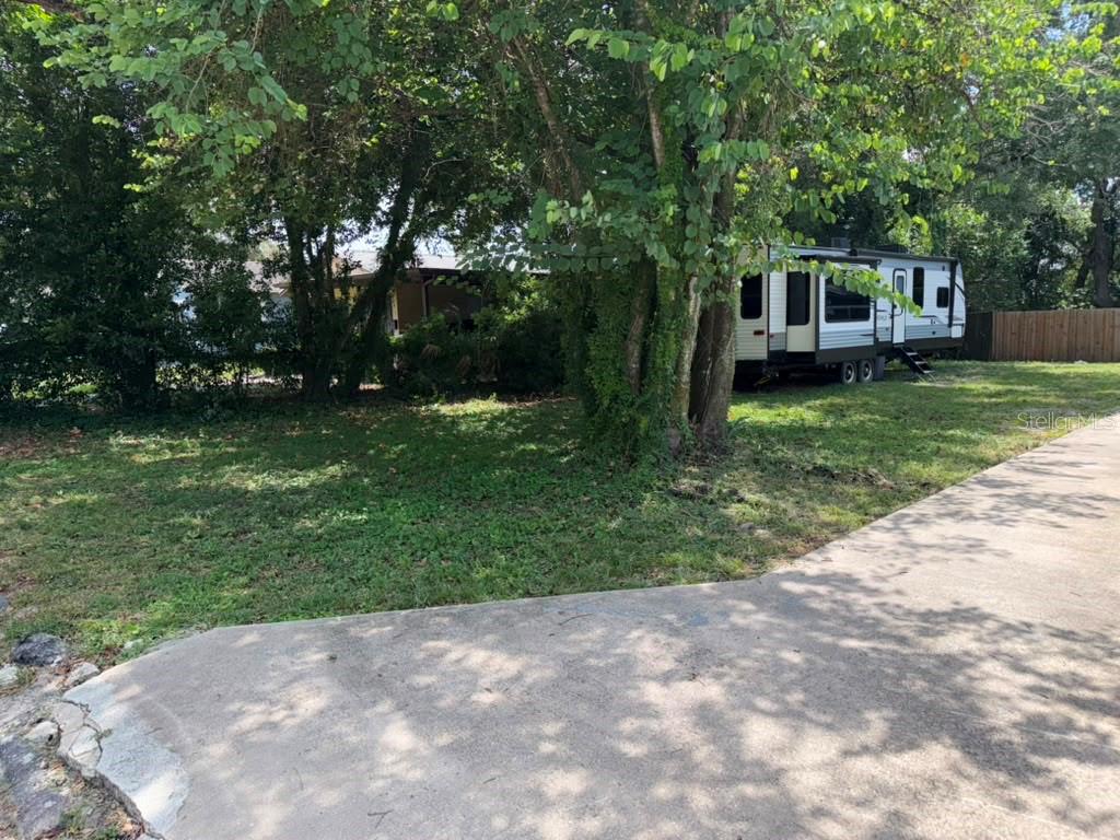 703 E HAMILTON AVE — photo 8