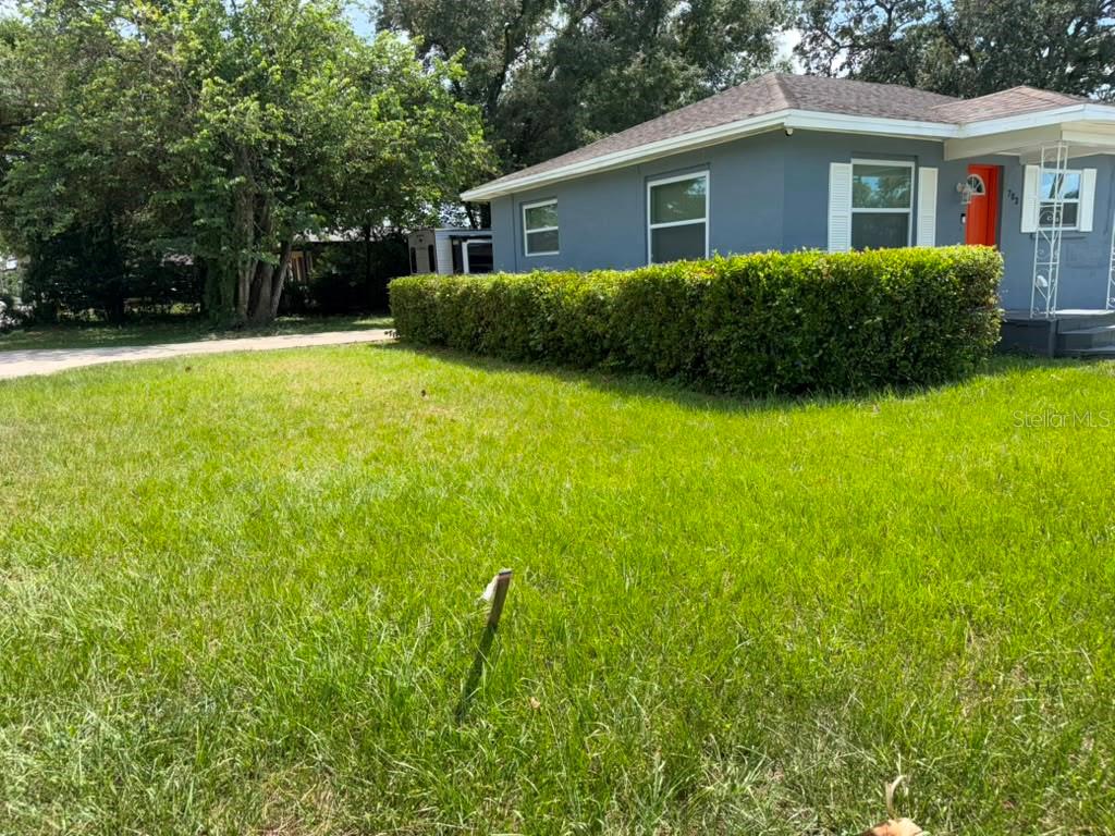 703 E HAMILTON AVE — photo 45