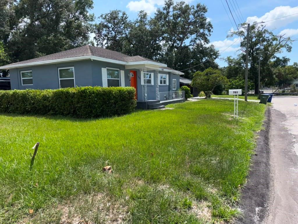 703 E HAMILTON AVE — photo 43