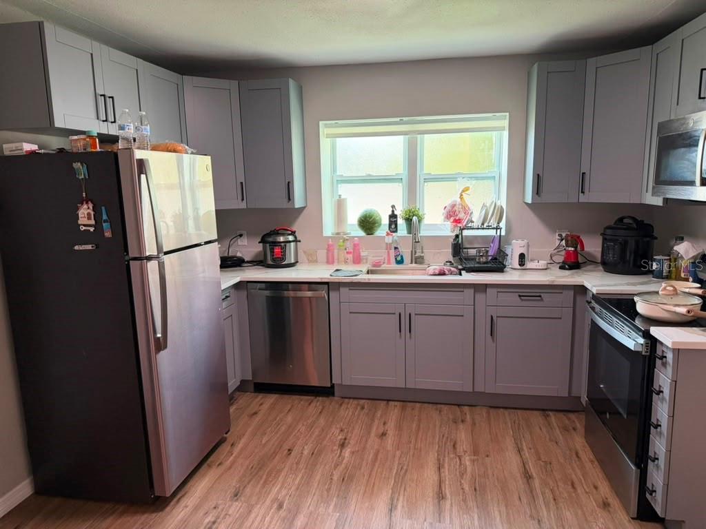 703 E HAMILTON AVE — photo 94