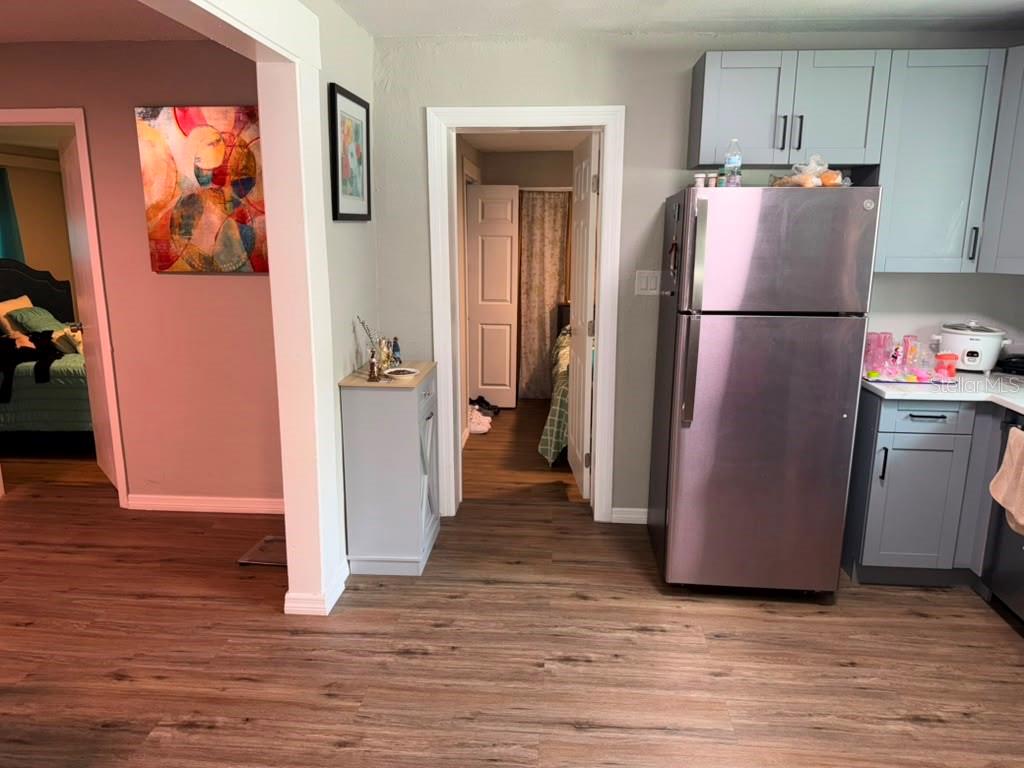 703 E HAMILTON AVE — photo 55