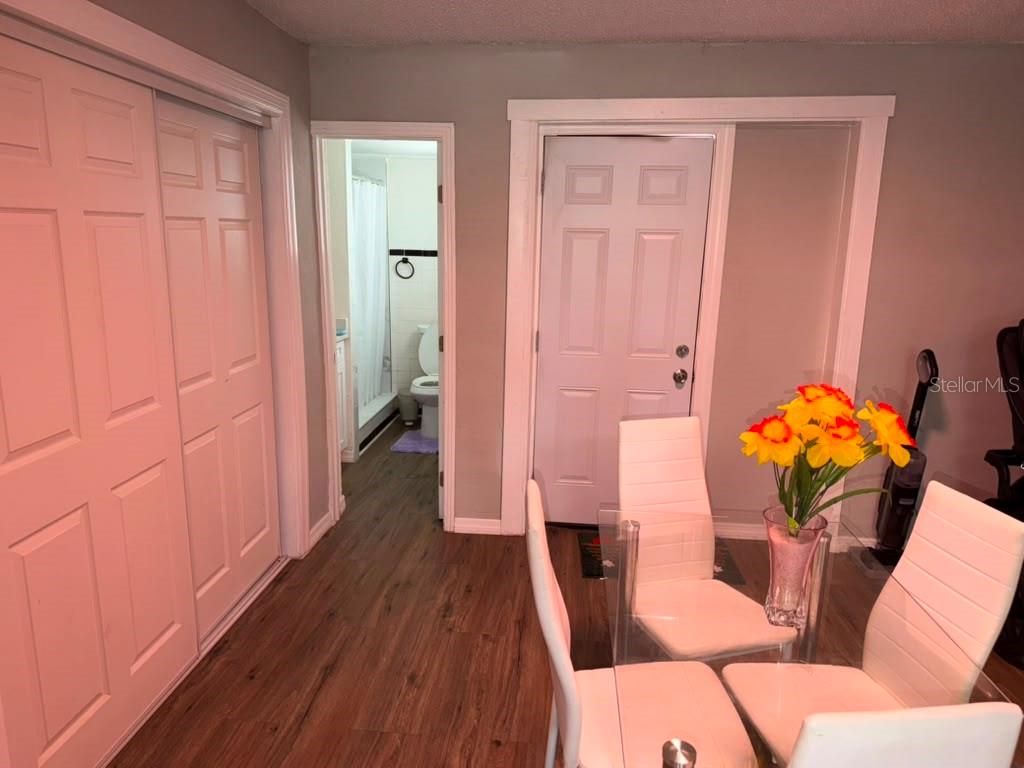 703 E HAMILTON AVE — photo 53