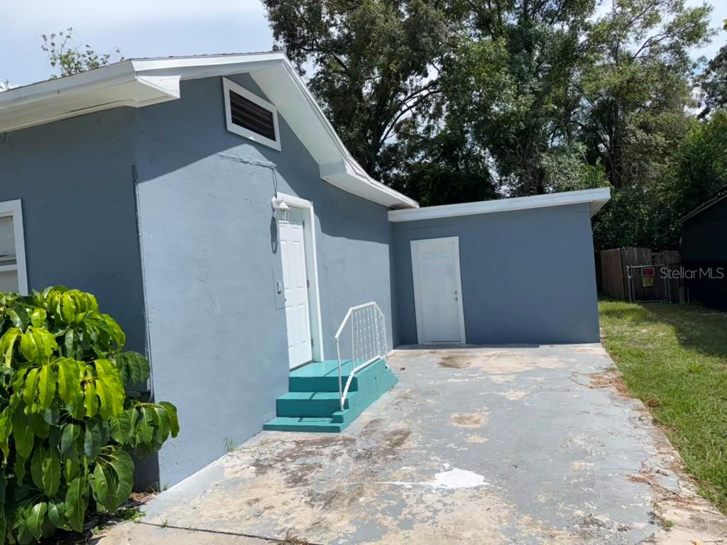 703 E HAMILTON AVE — photo 20