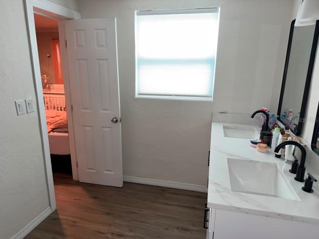 703 E HAMILTON AVE — photo 86